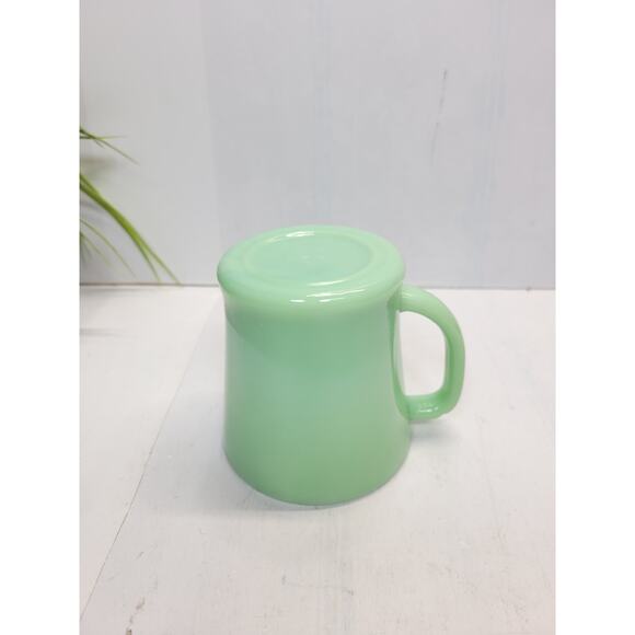 Vintage Mug Jadeite, Fire King Green, D Handle, Coffee Cup 50s - Picture 2 of 4